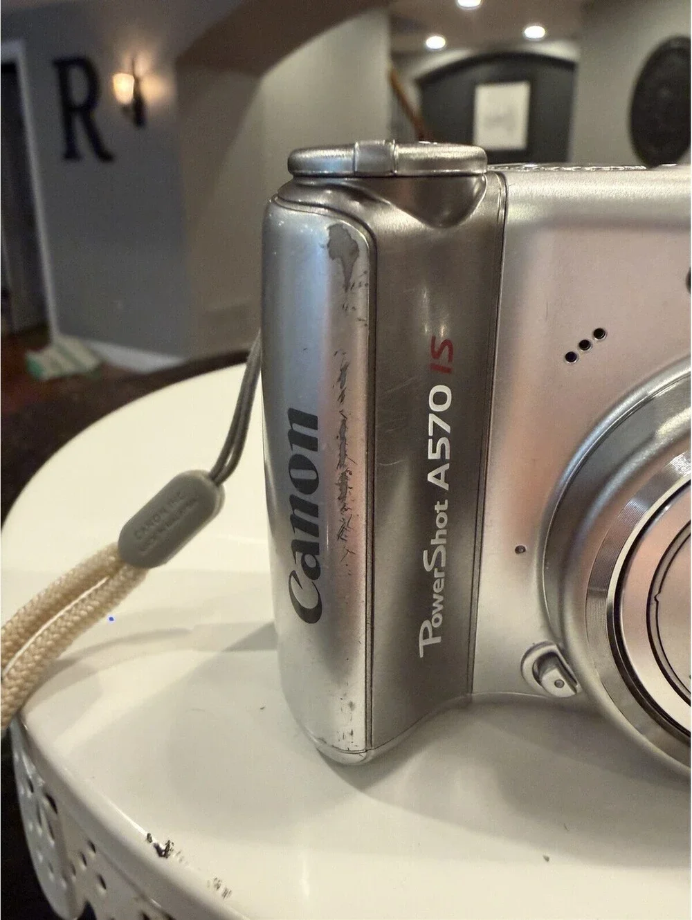 Canon Powersot A570 IS 4X Zoom Lens Working Condition